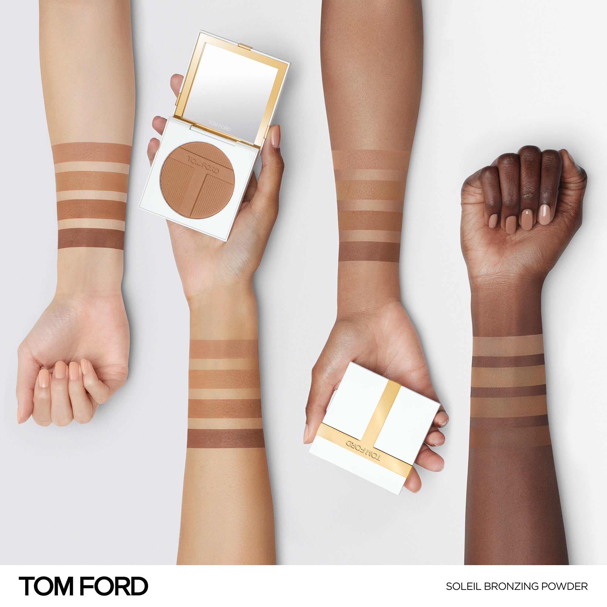 Soleil Bronzing Powder - Image 3